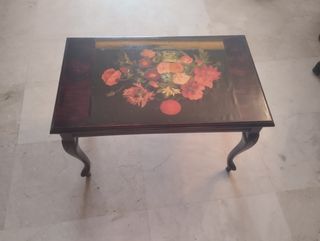 Mesa de salón, pino pintado, decoupage 