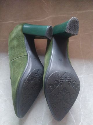 Zapatos de piel color verde