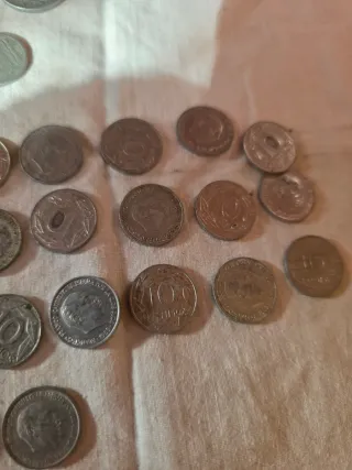 42 monedas 10 centimos
