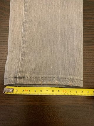 Pantalon de mujer. Armani. Talla XS