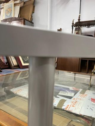 Mesa ovalada de comedor