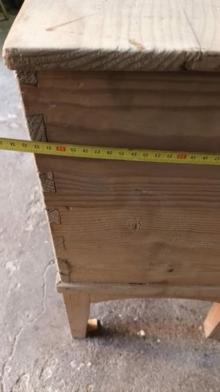 Baúl de madera antiguo