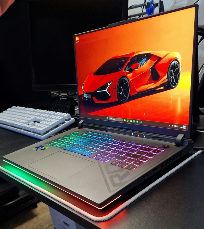 Portatil ASUS ROG STRIX G16 G614JZ Rtx 4080 12gb afbeelding 3