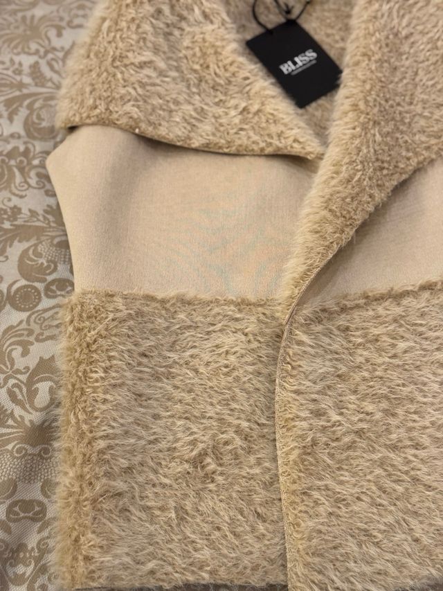 Bonito chaleco a estrenar