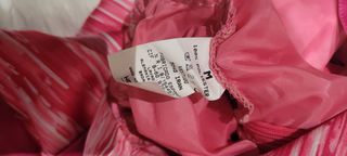 vestido de fiesta corto. Nuevo! Raso.