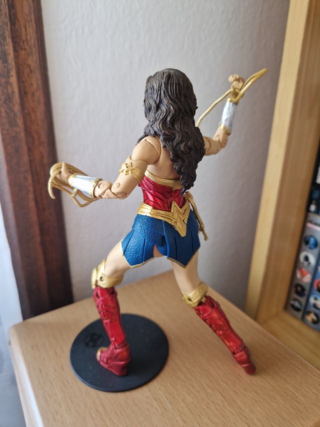 WONDER WOMAN MCFARLANE TOYS 