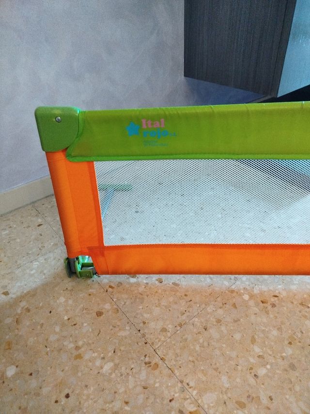 Baranda para cama infantil