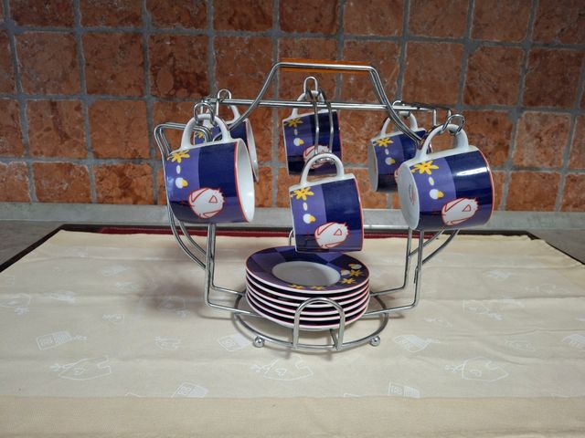 Porta tazzine caffè e set caffè 