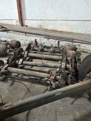 Ejes de semiremolques