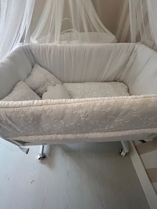 Minicuna con dosel