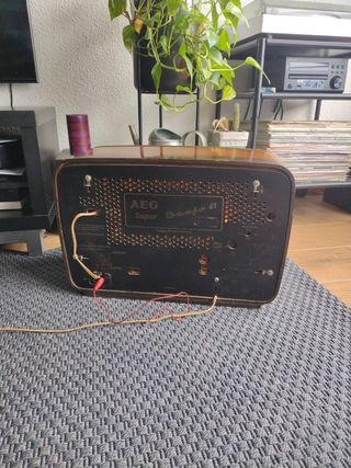 Radio válvulas AEG Banjo