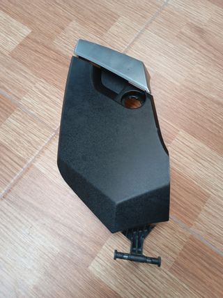 Tapa izquierda guantera xmax 125