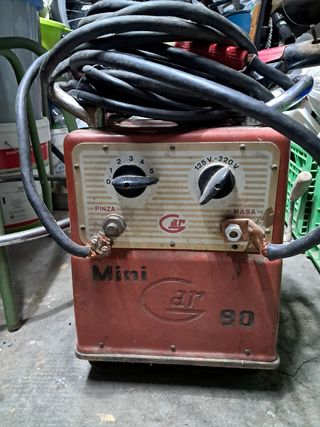 Vendo maquina de soldar.