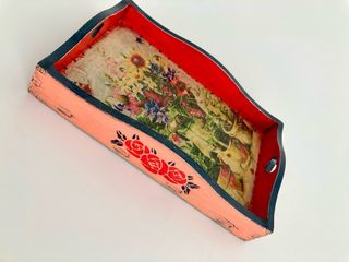 Bandejita decorada decoupage y estampado artesanal