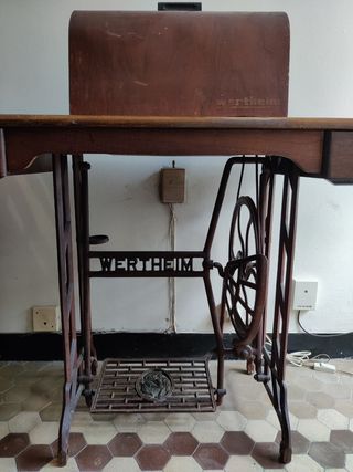 Máquina de Coser Wertheim