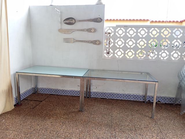 Comedor en cristal acero y metraquilato