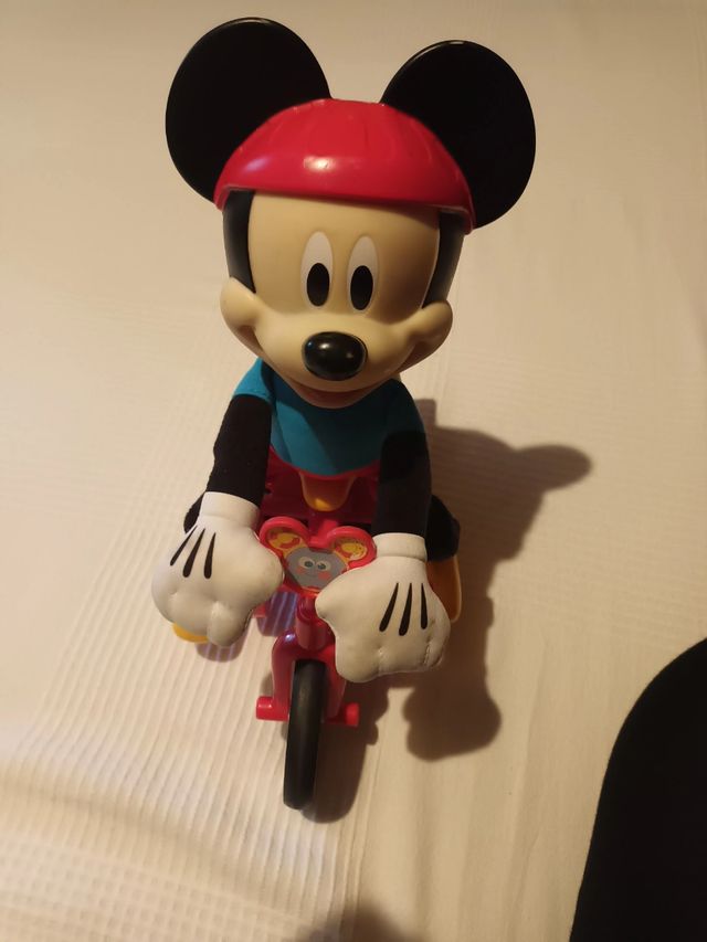 Muñeco Mickey
