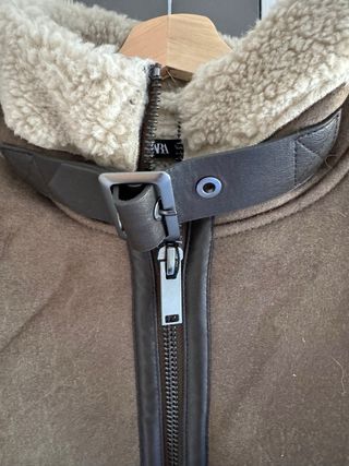 Cazadora viral  doble faz zara S 