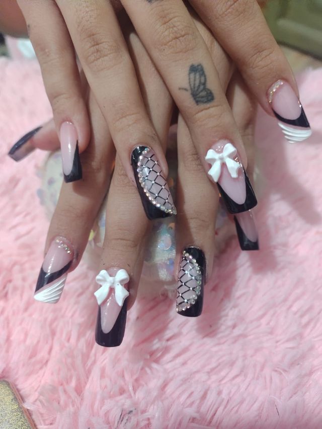 Uñas Bonitas y Duraderas - Gel, Acrílico y Más