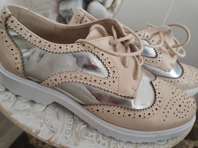 Scarpe nuove n 37