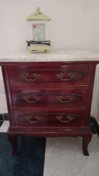 Comoda marmol