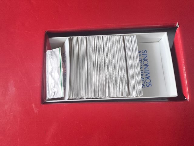 Juego de sinónimos y antónimos 