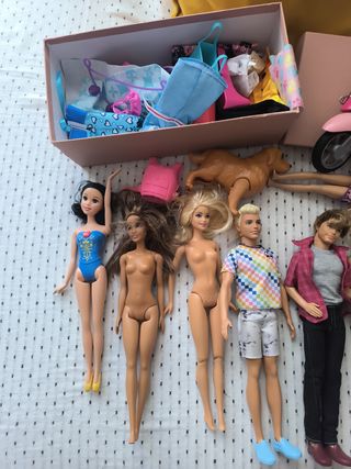 Muñecas LOL colección