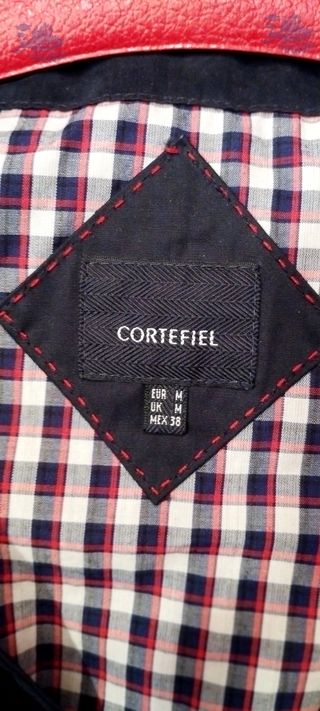 Cazadora negra Cortefiel