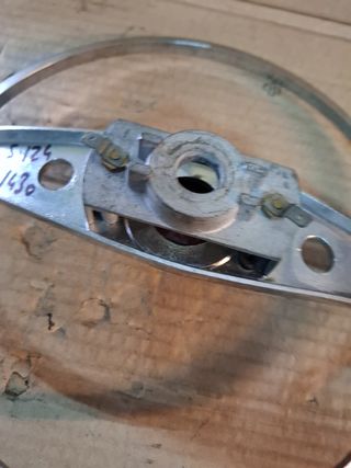 SEAT 124,1430 centro volante