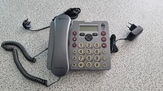 Telefono fisso per anziani