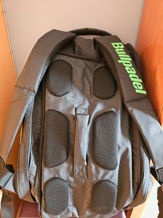 Paletero Bullpadel Maxi Sánchez