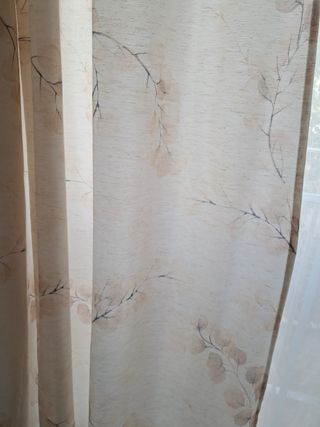 Cortinas completamente nuevas. 