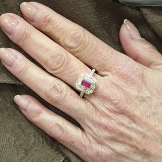 ANILLO ORO 18K RUBI Y DIAMANTES