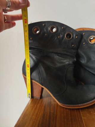 Botín cuero tacones NUEVOS t. 36