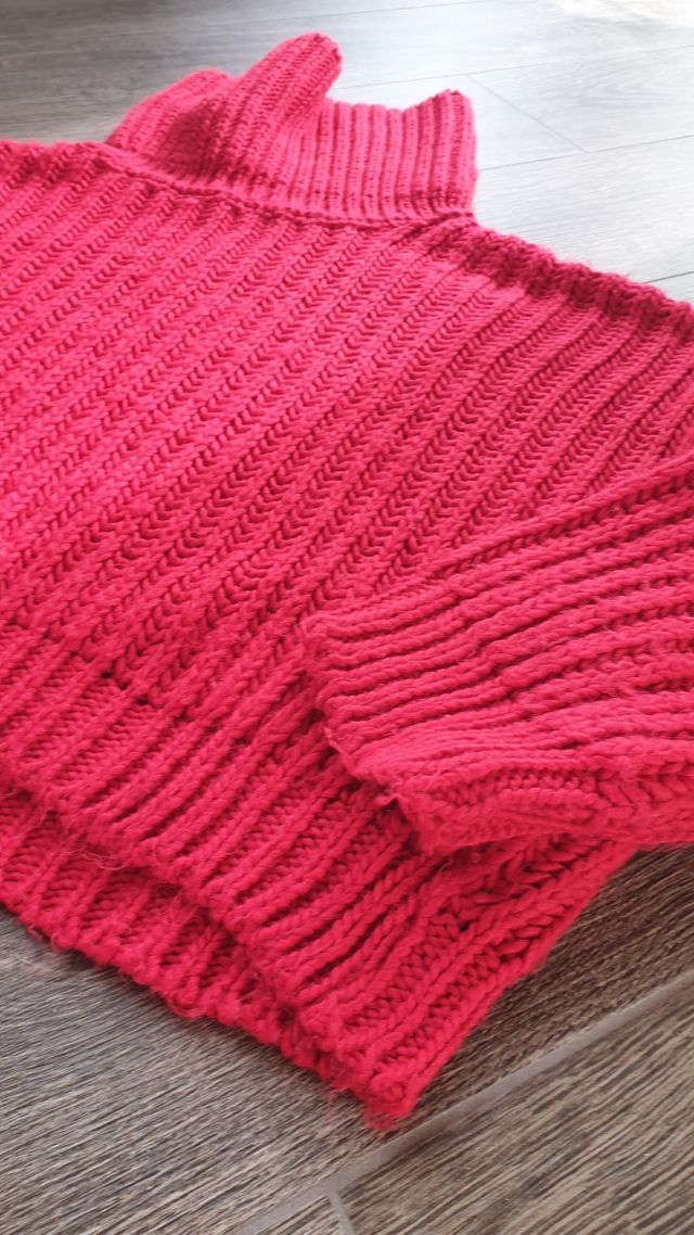 Maglione corto rosso