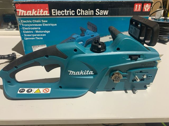Makita UC3541A sierra electrica