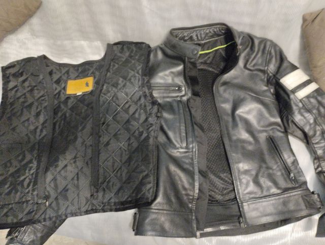 Giacca in pelle da moto donna