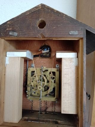 Reloj antiguo de cuco selva negra