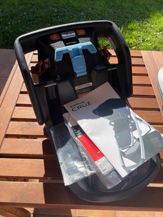 Silla Coche Uppa Baby y Base Isofix