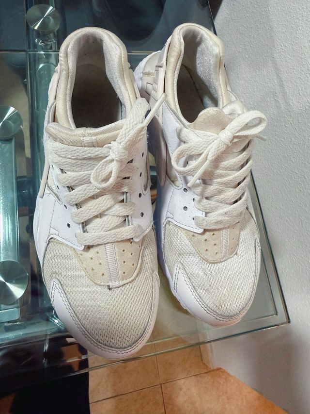 Zapatillas Huarache blancas
