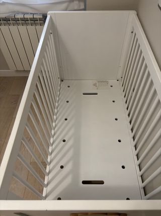 Cuna de madera estilo nordico