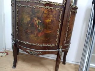 Vitrina estilo Luis XV