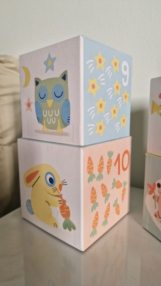 Juego cubos con números. Cubos Montessori