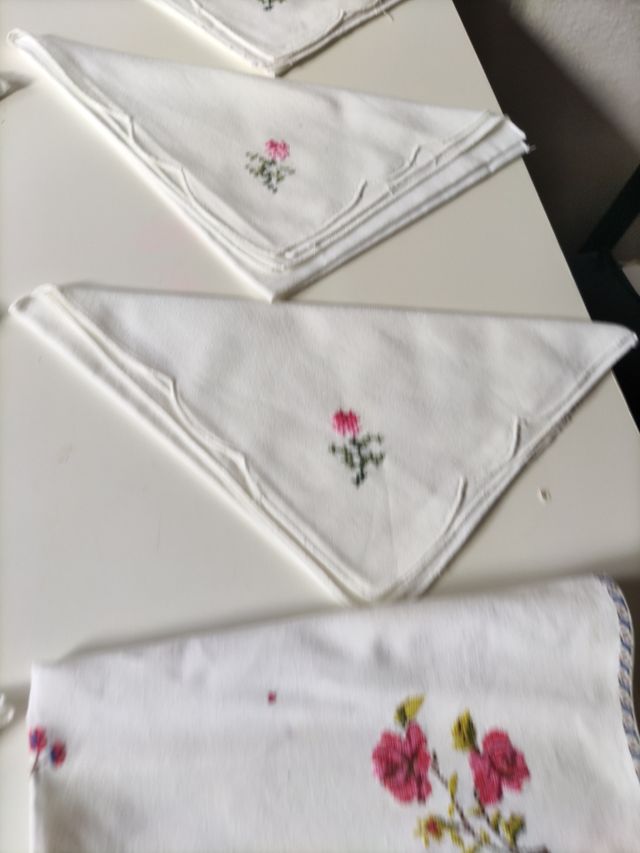 8 servilletas pañuelos bordados