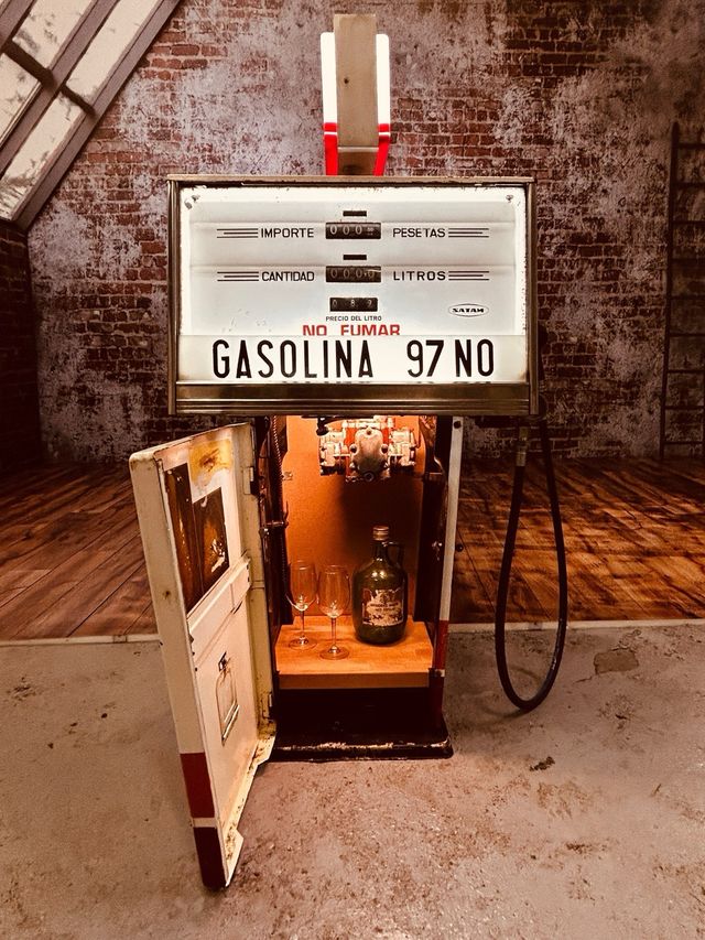 Surtidor gasolina Cepsa 1972
