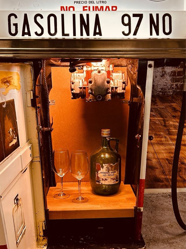 Surtidor gasolina Cepsa 1972