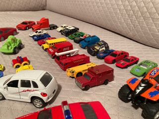 Colección variada de vehiculos