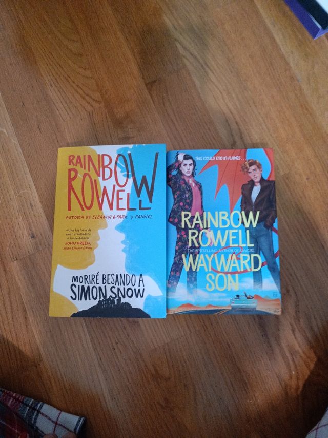 Dulogia Moriré Besando a Simón Snow y Wayward Son