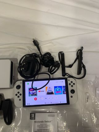 Consola  Nintendo Switch OLED 7"  64 GB Blan