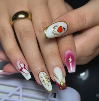 Manicura y pedicura semipermanente